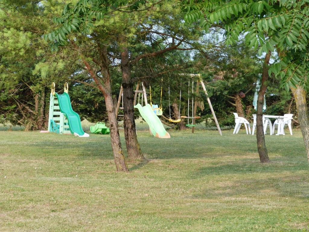 Chambre D'Hotes Les 3 Moulins Cozes Εξωτερικό φωτογραφία